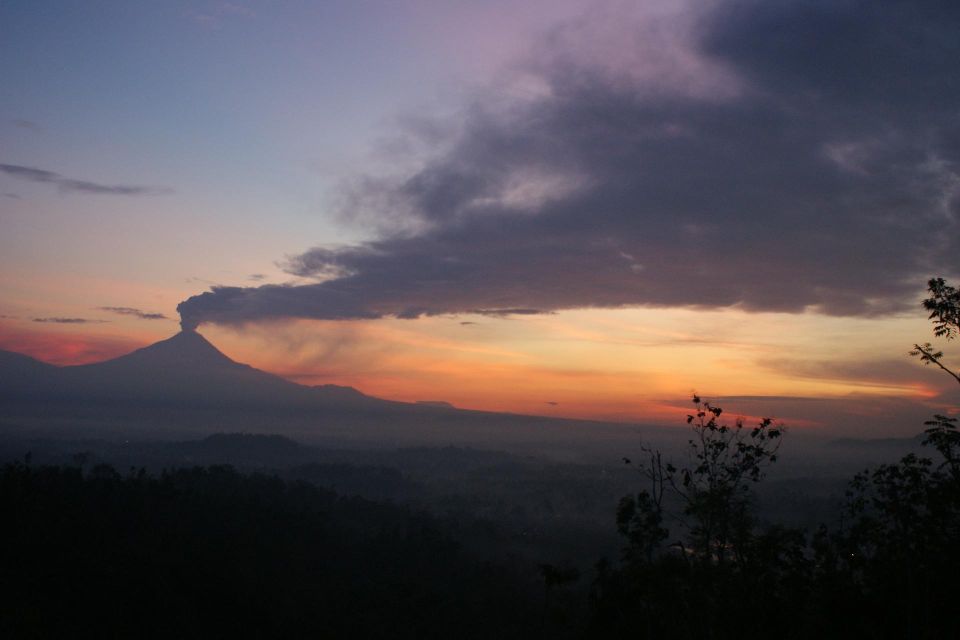 Sunrise Borobudur Hill – Waterfall