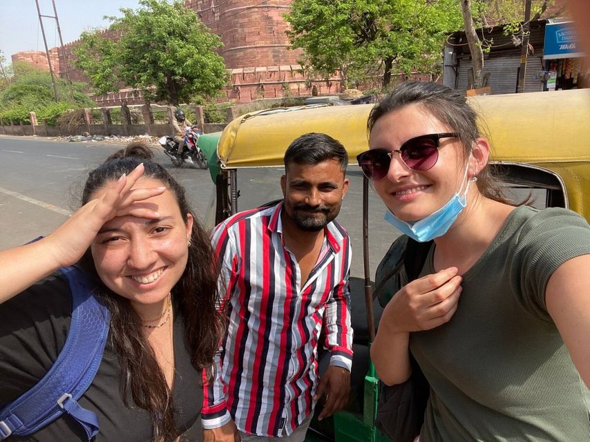 Sunrise Taj Mahal, Agra Fort & Mehtab Bagh Tour by Tuk Tuk