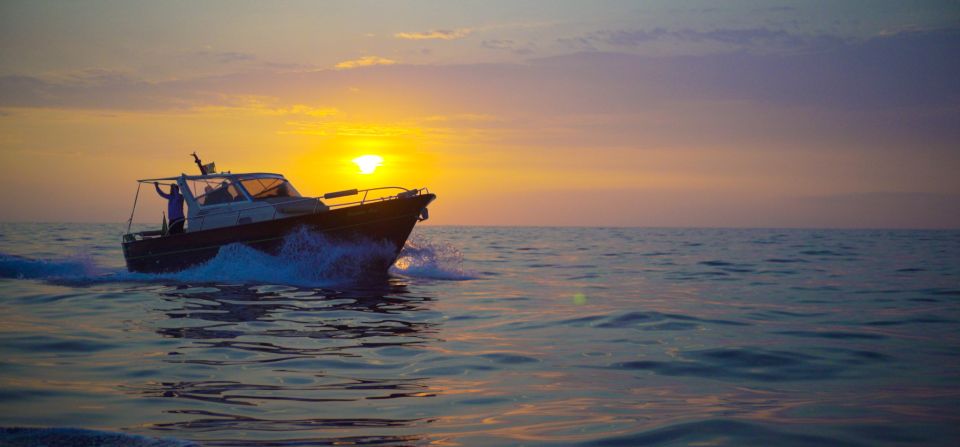 Sunset Boat Experience