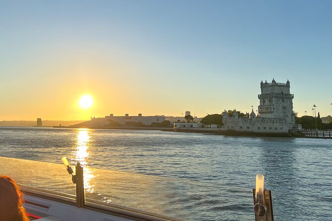 Sunset Cruise on Tagus River With Welcome Drink Included