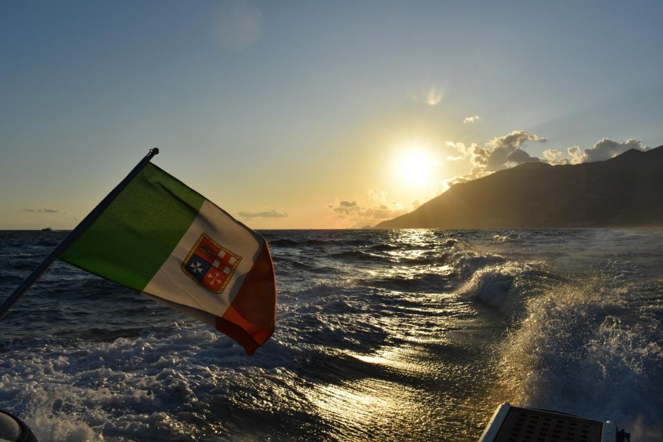 Sunset Magic: Boat Tour With Tasting on the Amalfi Coast