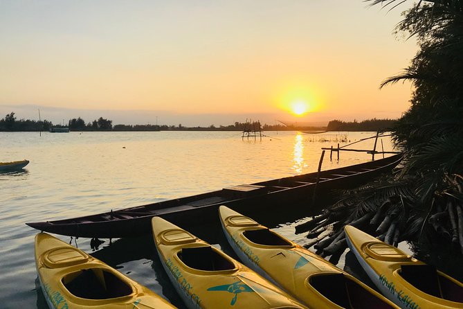 Sunset Paddle and Lantern Town