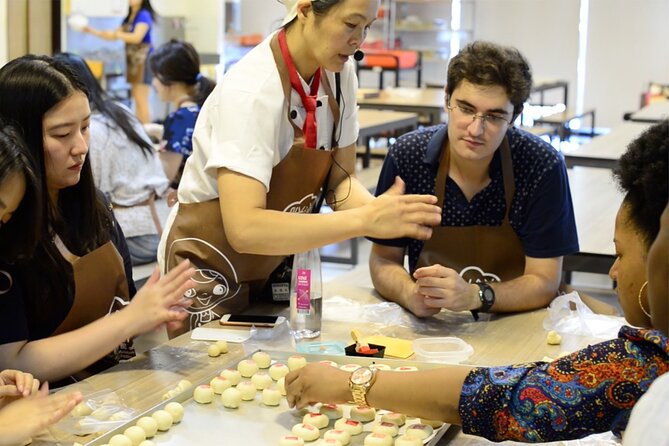 Sweets to Streets: 6HR Taipei Adventure With Pineapple Cake DIY - Tour Overview and Highlights