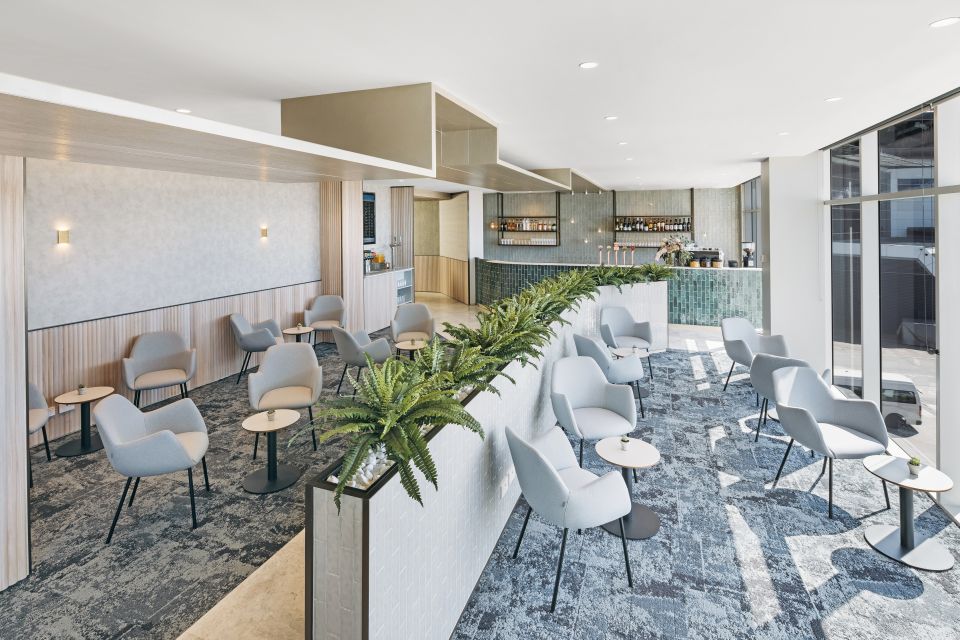 Sydney Airport (Syd): Lounge Access With Food and Drinks