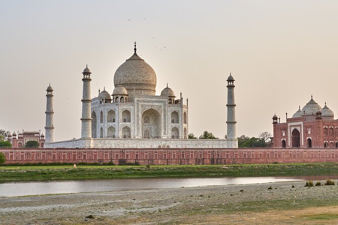 Taj Mahal Tour From Delhi By Car