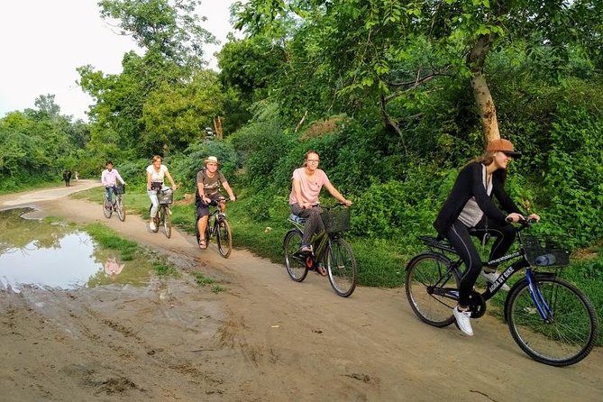 Taj Nature And Country Side Bike Tour