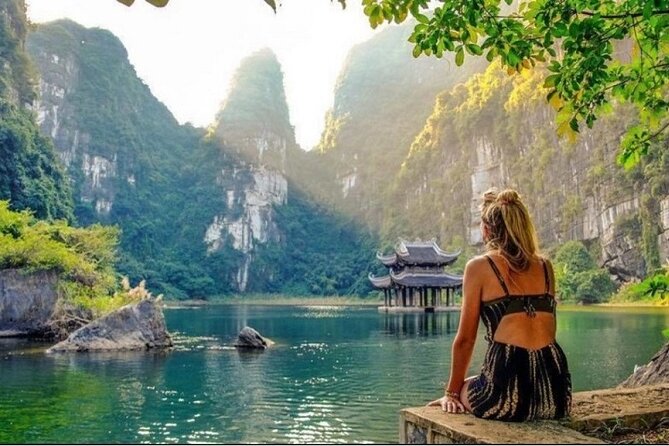 Tam Coc – Ninh Binh Full Day Group Tour