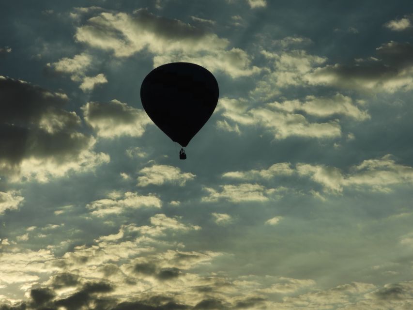 Temecula: Private Hot Air Balloon Ride at Sunrise