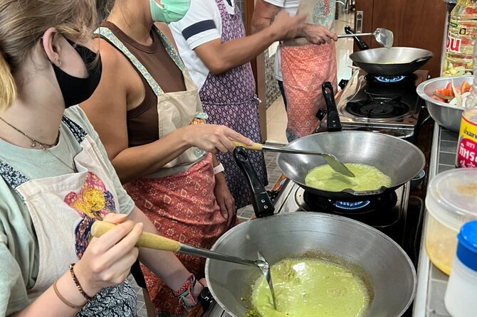 Thai Cooking Class With Local Market and Fruit Garden Tour