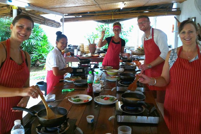 Thai Cooking Class With Local Market Tour in Koh Samui