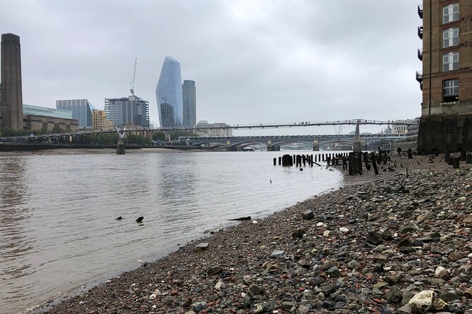 Thames Beachcombing