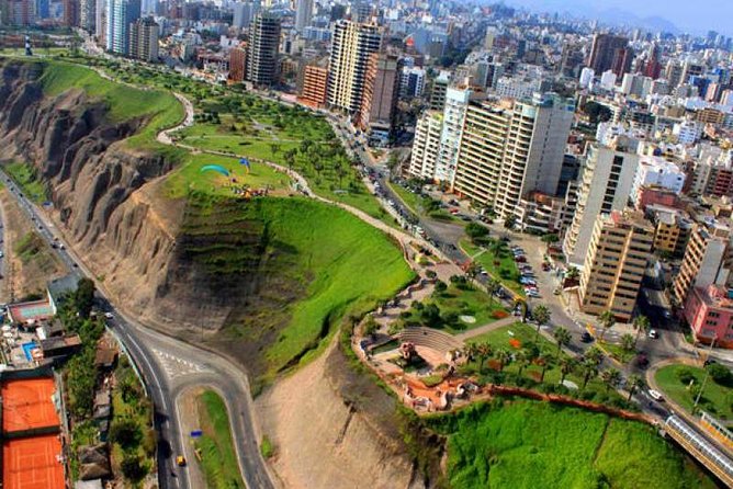 The Best Bike Tours of Lima: Oldtown & Jesus Statue (North/South)