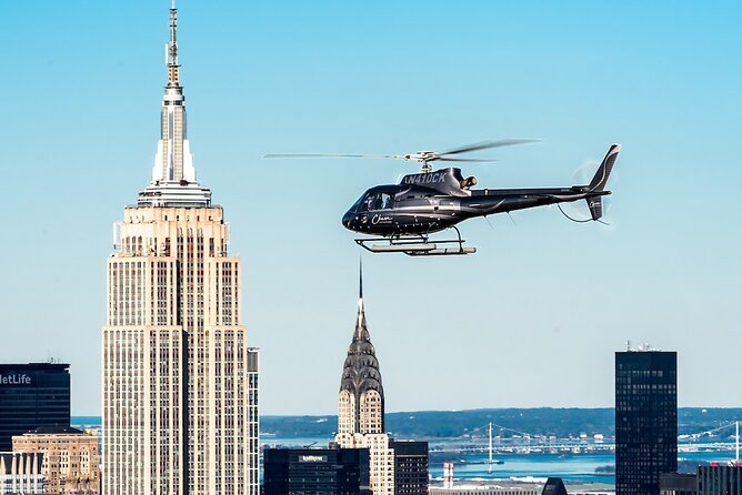 The Big Apple Helicopter Tour of New York City - Inclusions and Meeting Details