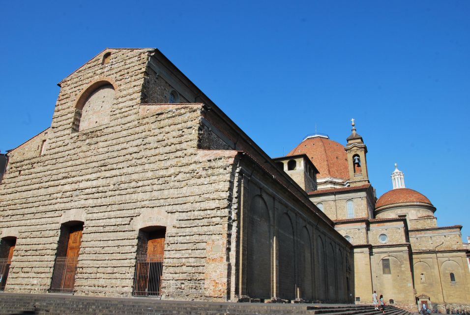 The Places of the Medici Family: the Palace and the Chapels