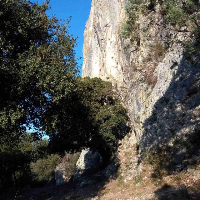 THESSALONIKI: CLIMBING WITH A VIEW OF THE ALIAKMONAS DAM