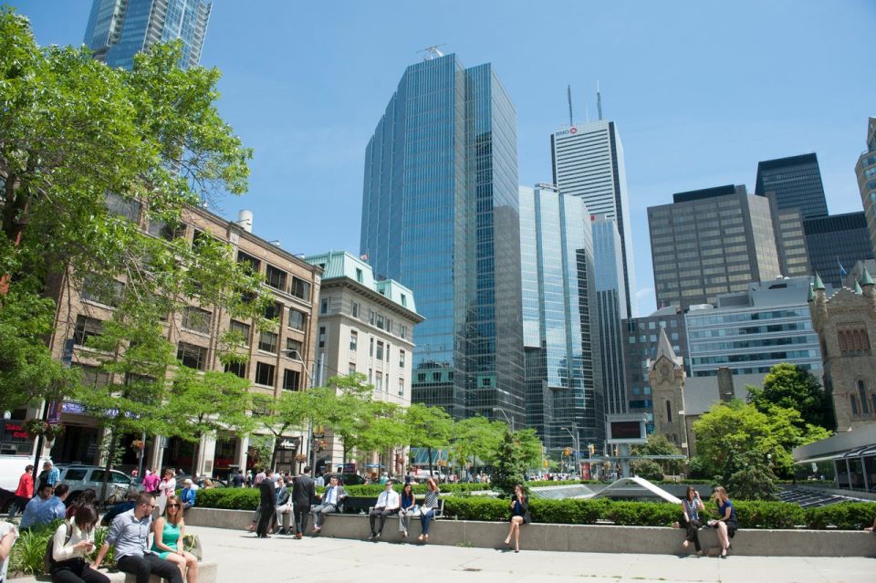 Toronto: City Highlights Walking Tour - Iconic Landmarks and Architecture