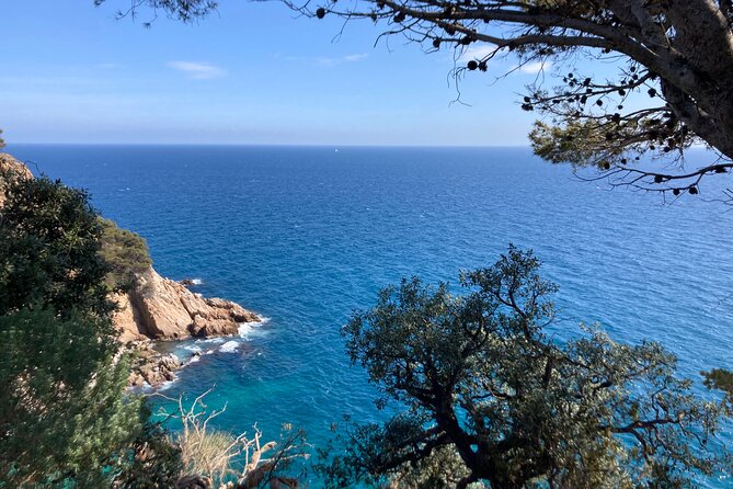 Tossa De Mar and a Boat Trip Along the Costa Brava From Barcelona