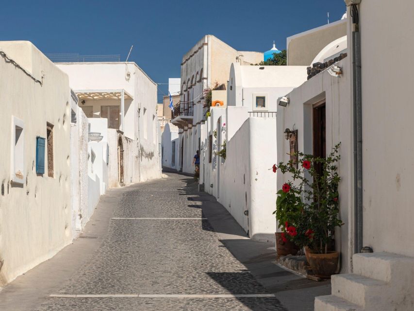 Tour of Santorini With a Local - Tour Overview