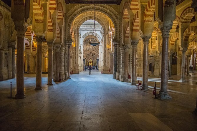 Tour to the Mosque-Cathedral of Córdoba With Admission Included