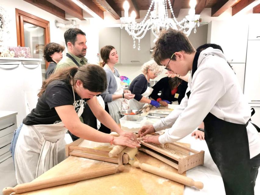 Traditional Home Cooking Experience in Venice