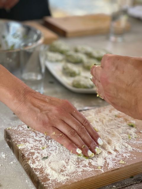 Traditionell Cooking Class in Wood Oven