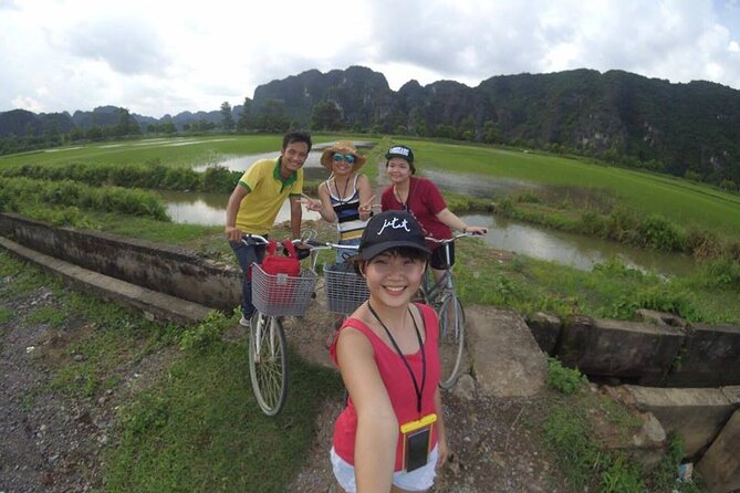 Trang An Cave Boat Trip – Hoa Lu Temple Full Day Tour