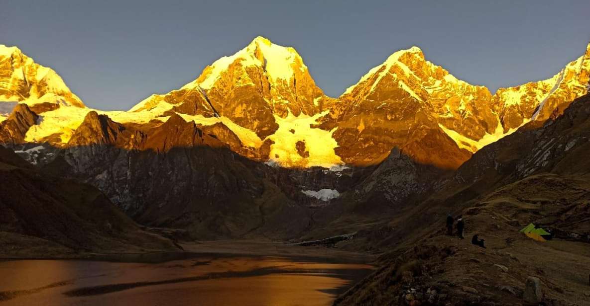 Trekking Cordillera Huayhuash: 10 Days and 9 Nights