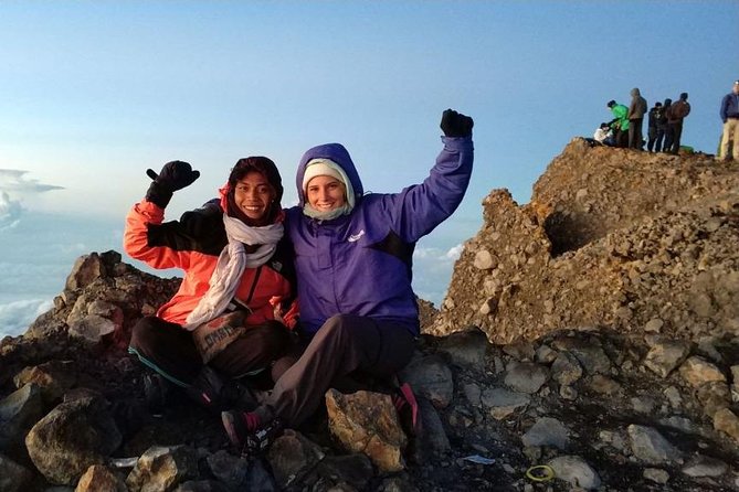 Trekking Rinjani Mountain Summit 2 Days 1 Night - Em Adventure - Inclusions