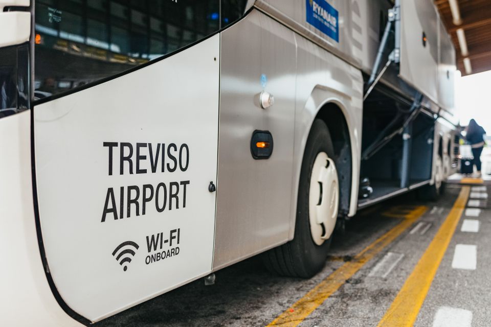 Treviso Airport to Mestre and Venice by Express Bus