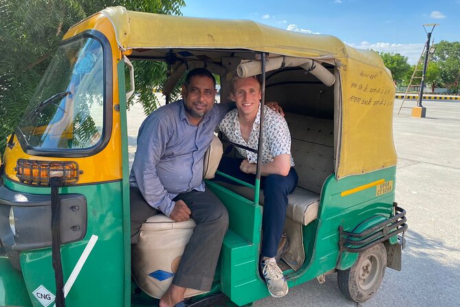 Tuk Tuk Tour of Taj Mahal With Experienced Driver