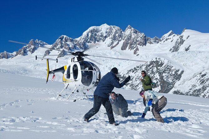 Twin Glacier Fox and Franz, Snow Landing (Allow 30 Mins - Departing Fox Glacier) - Meeting and Pickup Location