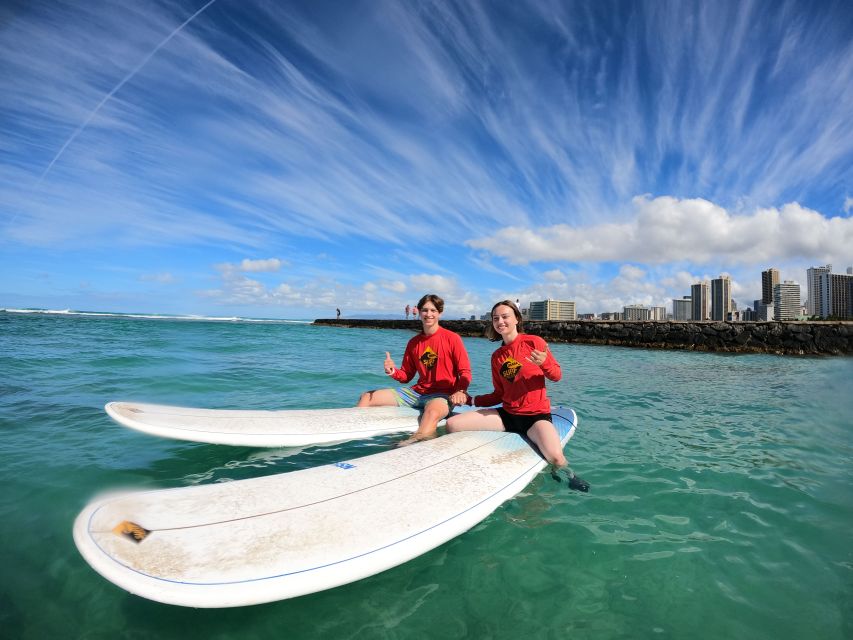 Two Students to One Instructor Surfing Lesson in Waikiki