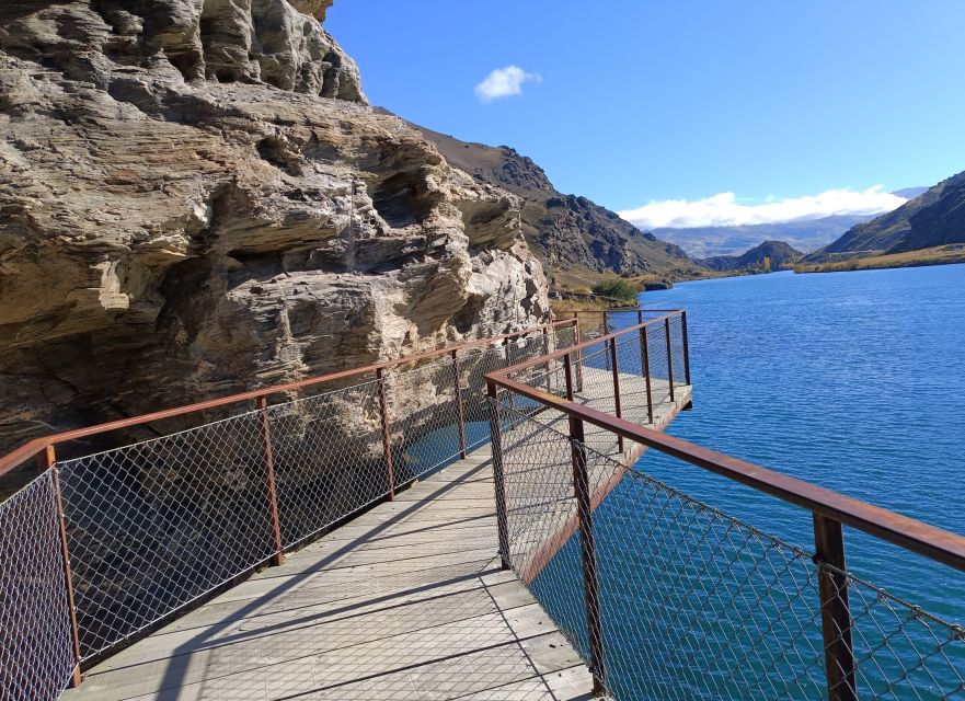 Ultimate Lake Dunstan Trail Experience Bike & Boat Return