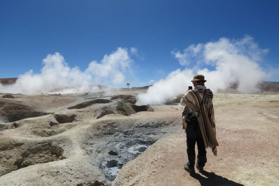 Uyuni: 3 Days Uyuni & Red Lagoon With Private Accommodation.