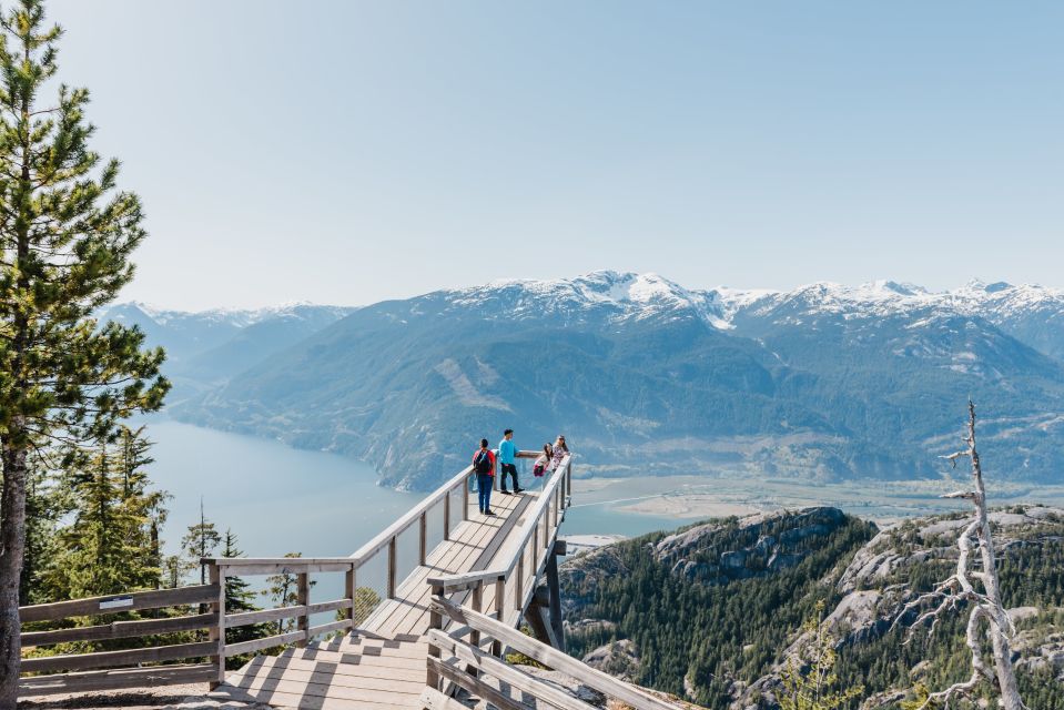 Vancouver: Sea to Sky Gondola and Whistler Day Trip