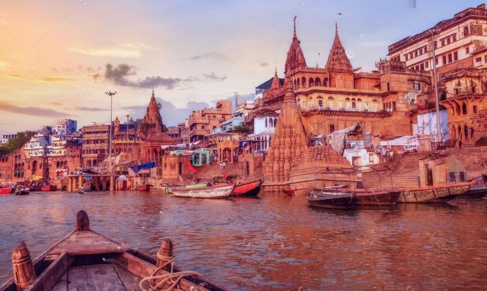 Varanasi: Varanasi Ghat & Temple Walking Tour