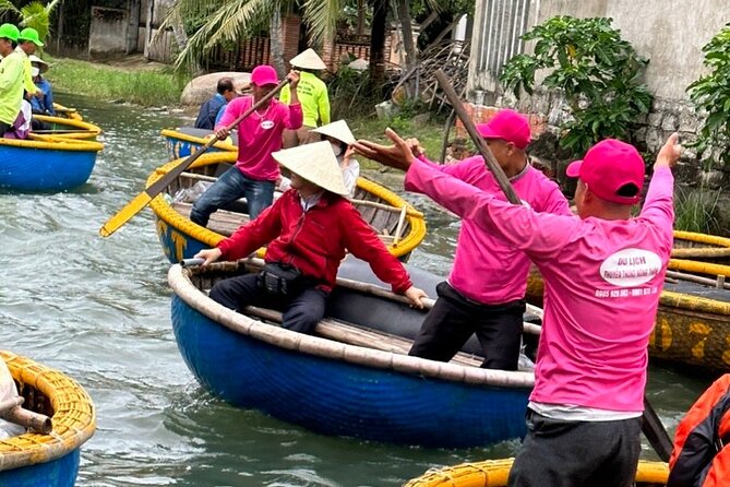 Vegetarian Cooking Class and Basket Boat Activity