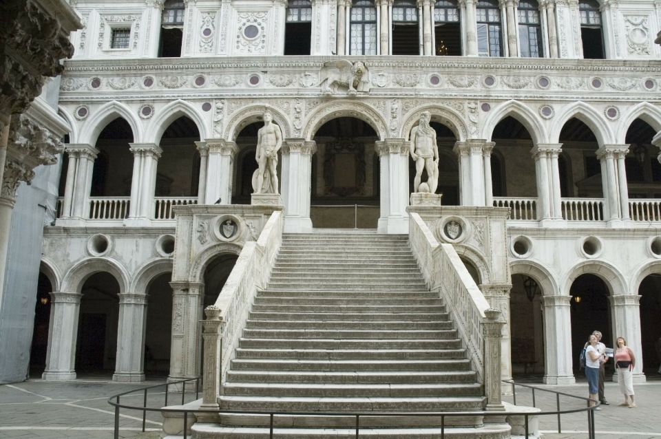 Venice: Doges Palace & St. Marks Basilica Terraces Tour