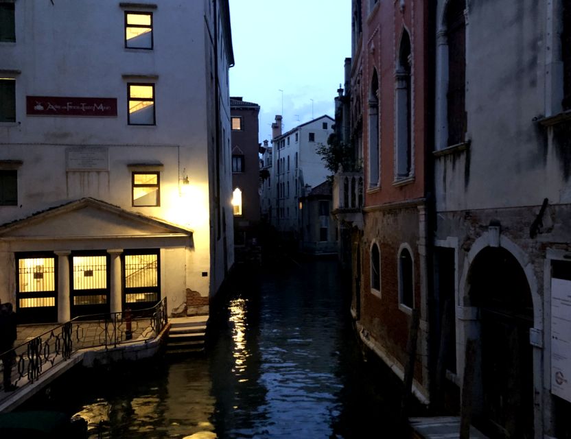 Venice Mysteries and Legends Guided Walking Tour - Tour Overview