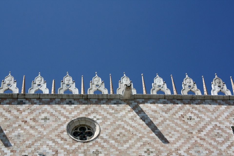 Venice: Private 2-Hour Doges Palace Tour