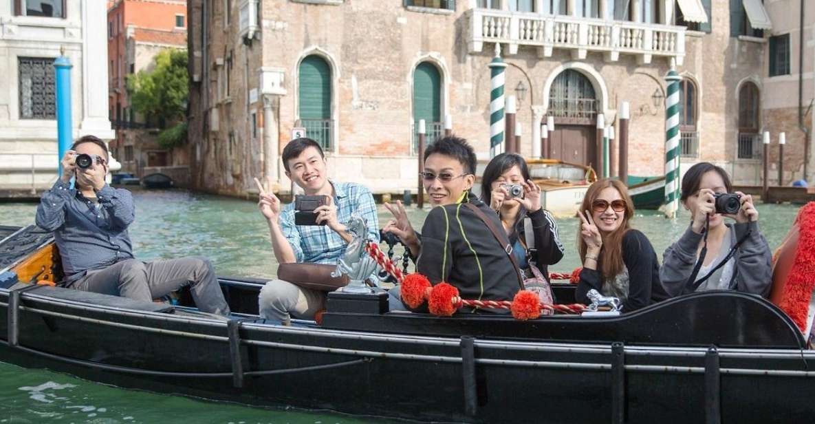 Venice: Shared Gondola Ride