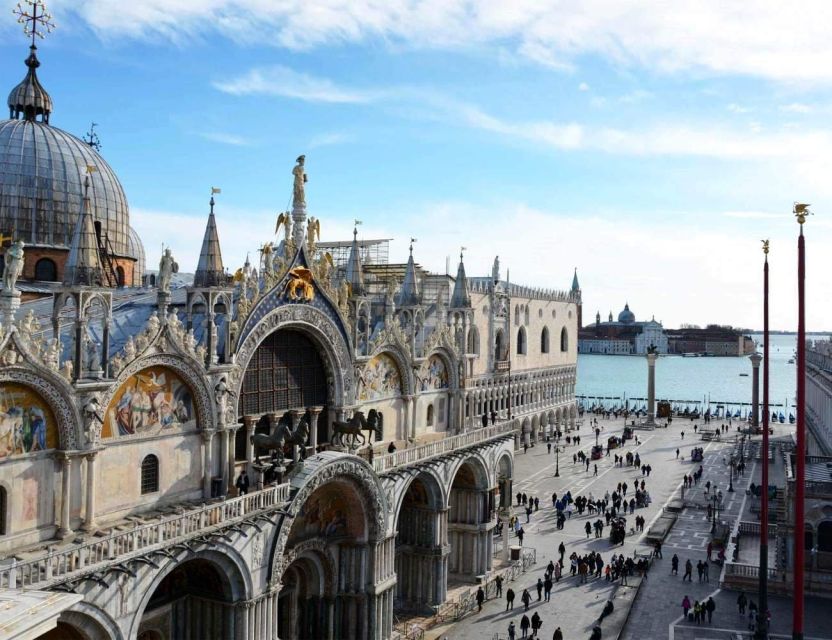 Venice: St. Marks Basilica and Walking Tour Combo