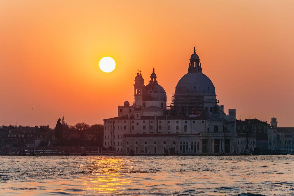 Venice: The Ghost & Legends Walking Tour - Tour Highlights