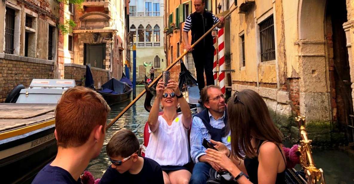 Venice Walking Tour and Gondola Ride Combo