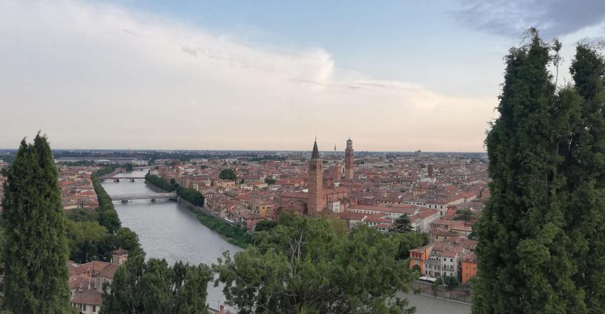 Verona: Night Walking Tour