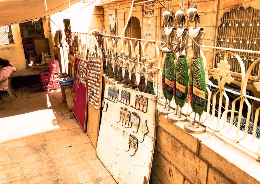 Vibrant Markets of Jaisalmer (2 Hours Guided Walking Tour)