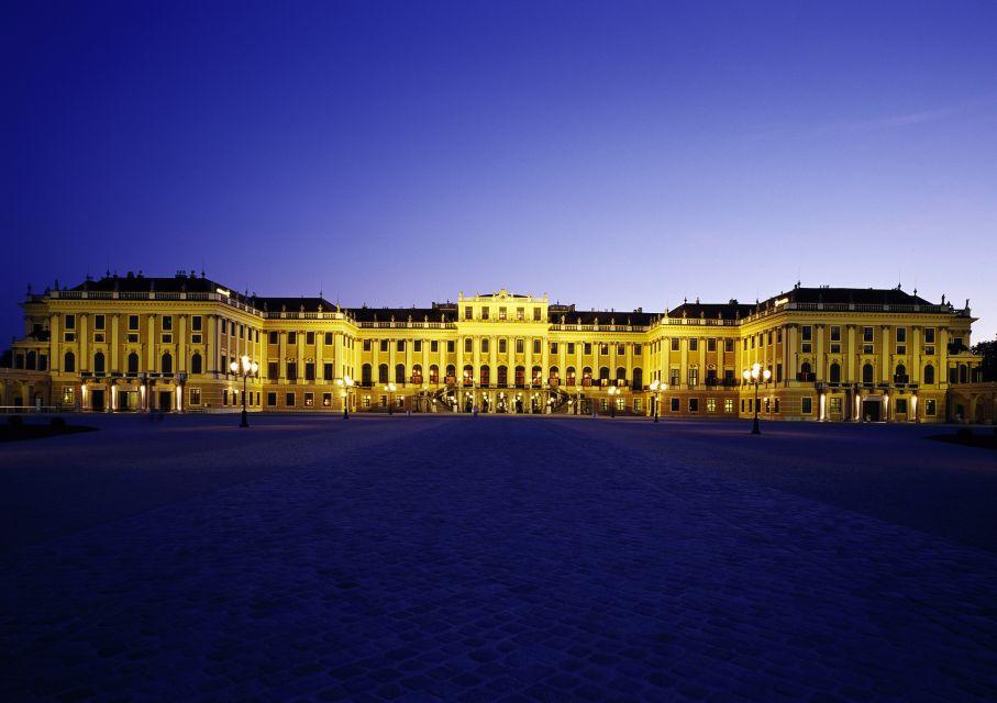 Vienna: After-Hours Schönbrunn Palace Entry & Concert Ticket