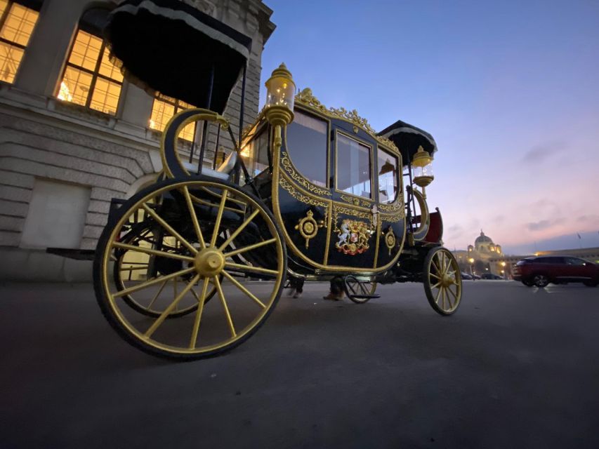 Vienna: Electric-Imperial Carriage Sightseeing Tour