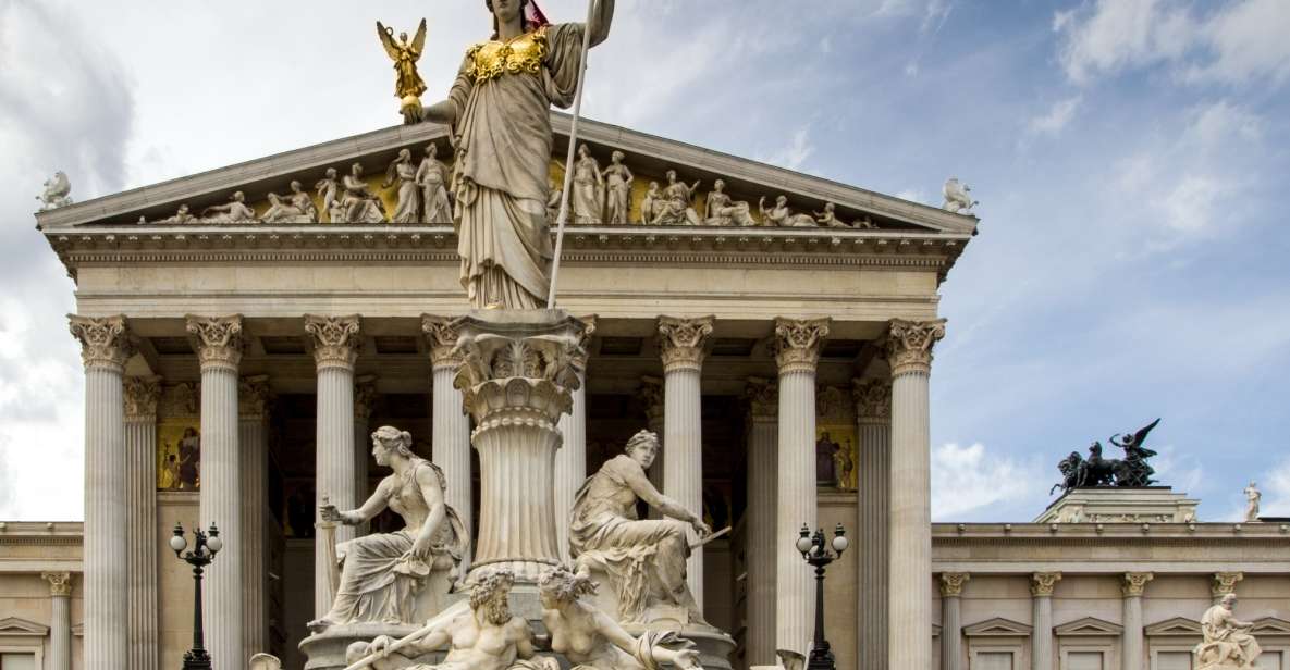 Vienna: First Discovery Walk and Reading Walking Tour