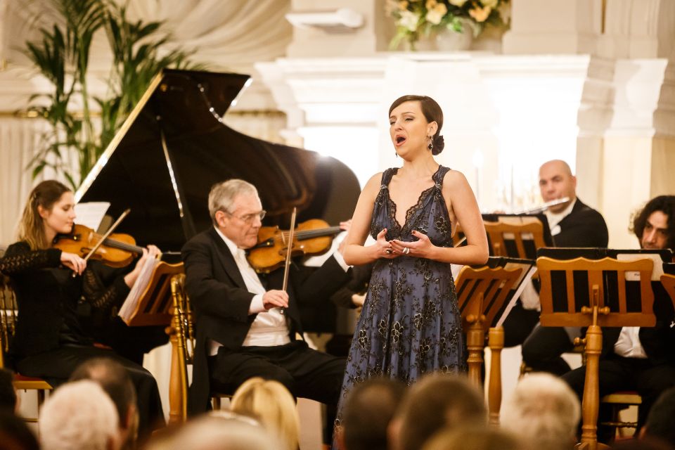 Vienna: Strauss & Mozart Christmas Concert at Kursalon Wien